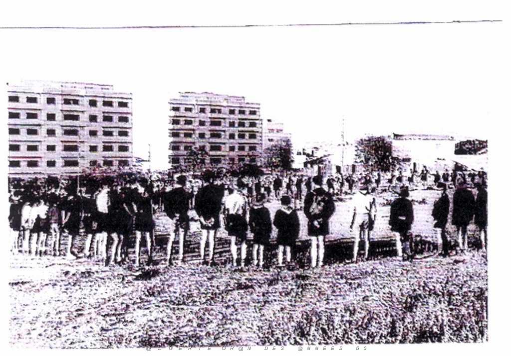 06 SCOUTS DE FRANCE GROUPE BAYARD 1 ERE ORAN zc0083.jpg
